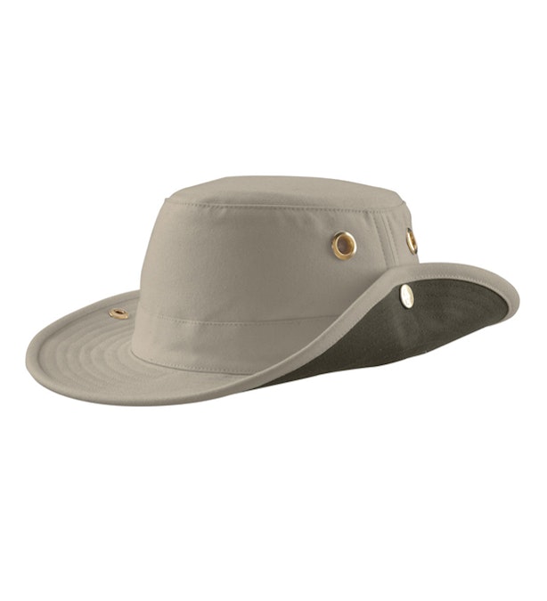 Tilley Medium Brim Hat - Medium brim hat with side snaps.